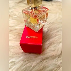 NEW 💋-Valentino Voce Viva Eau de Parfum Travel/Deluxe Sized Bottle